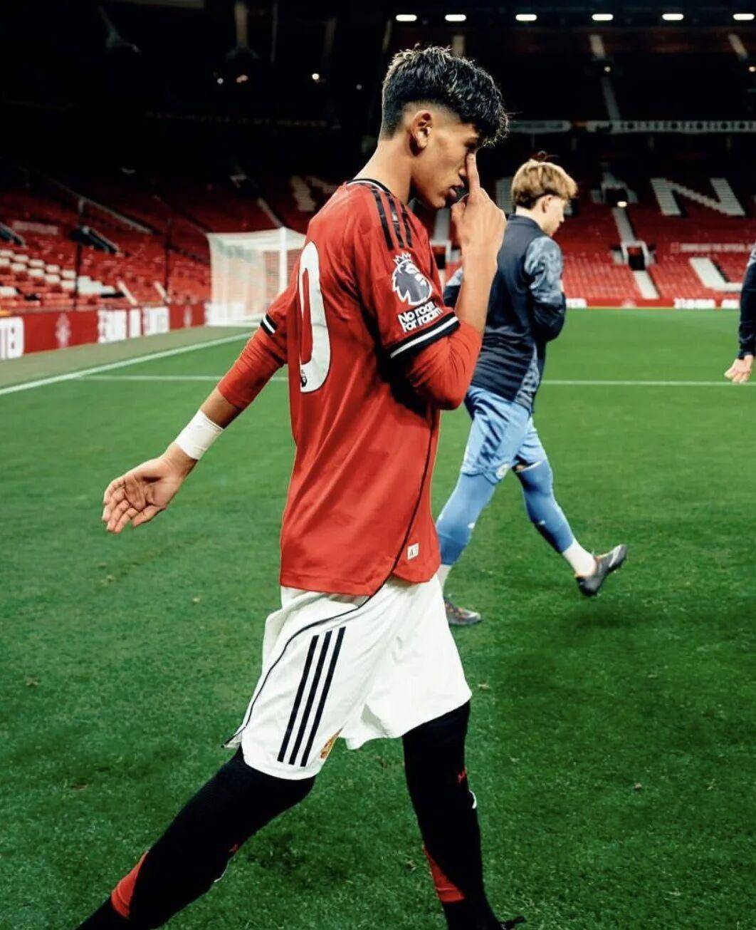 欧博官网入口西汉姆回应争议备战欧超杯亚特兰大临场应变备战足总杯，网友：梅西连续二十场比赛得分超过夺冠的简单介绍