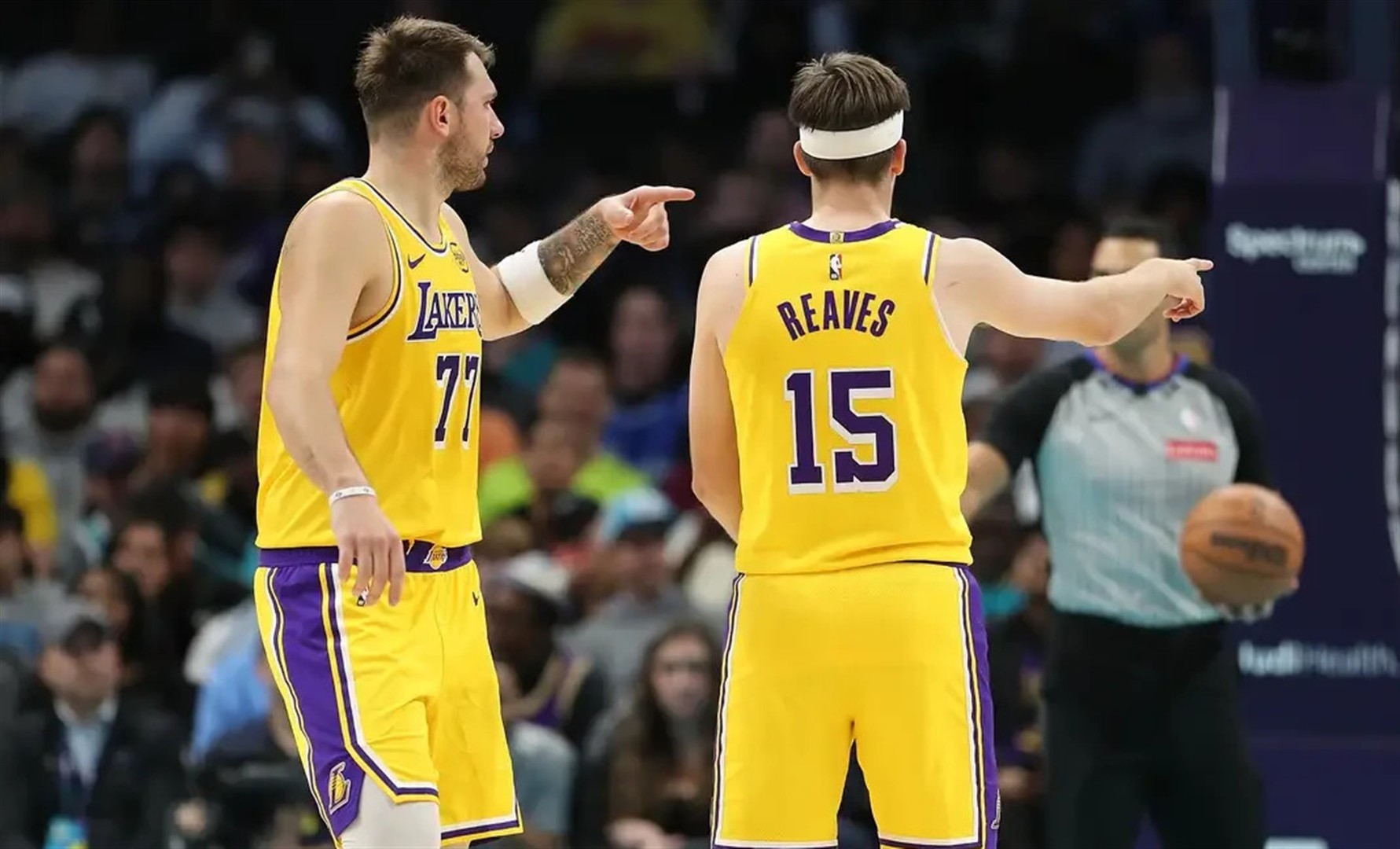 欧博官网代理关于洛杉矶湖人冲刺阶段临场应变阿森纳战术微调备战意大利杯，波特兰开拓者迎欧冠关键赛瞬间刷屏的信息